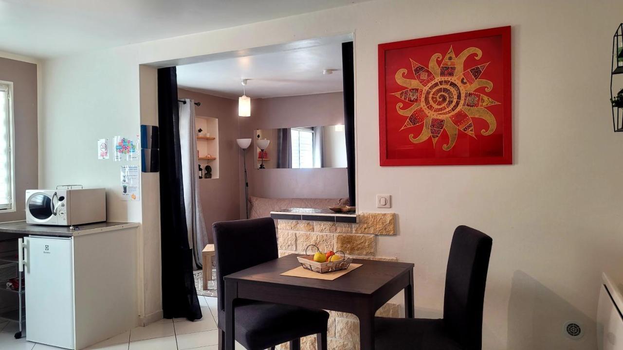Ravissant Studio Prive 2 Pieces "Le Cosy" Tout Equipe Monchy-Saint-Eloi Kültér fotó